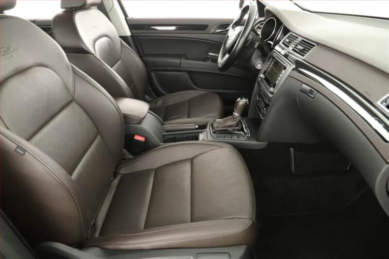 Škoda Superb - hlavní fotka inzerátu