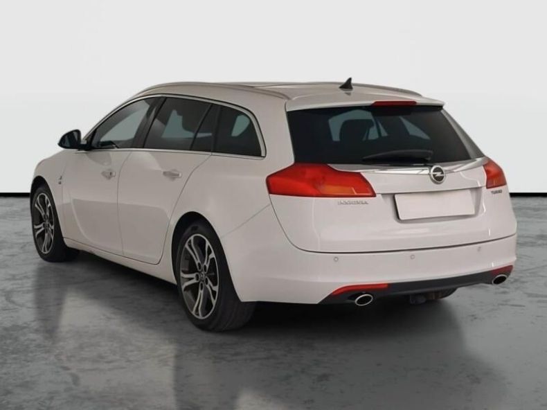 Opel Insignia - hlavní fotka