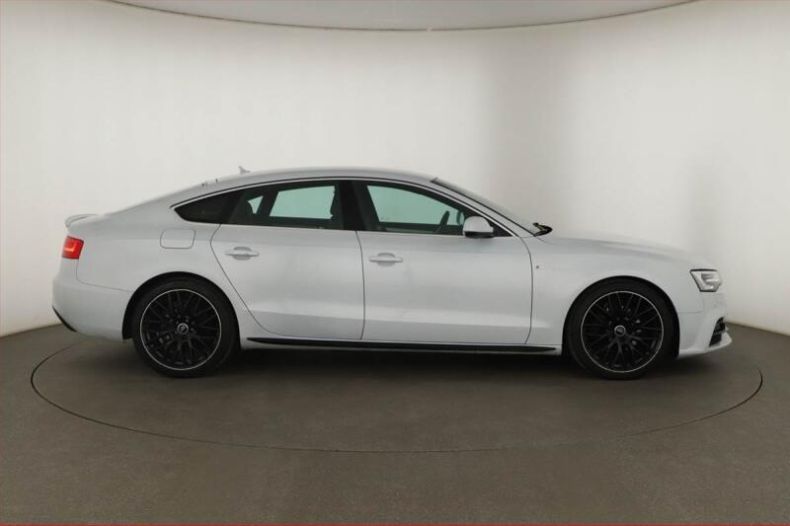 Audi A5 - hlavní fotka