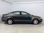 Volkswagen Passat - fotka číslo 5