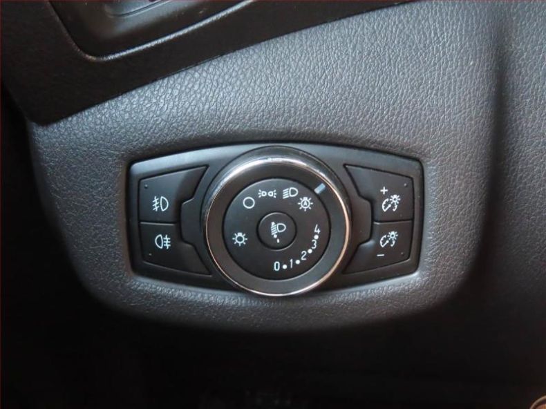 Ford Tourneo - hlavní fotka