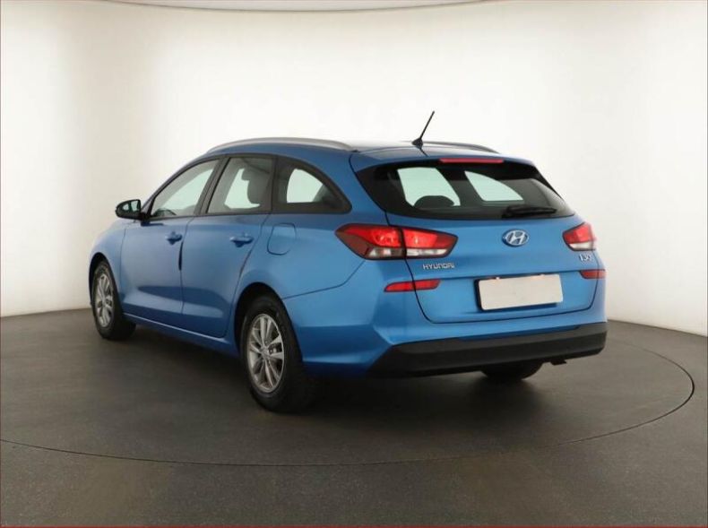 Hyundai i30 - hlavní fotka