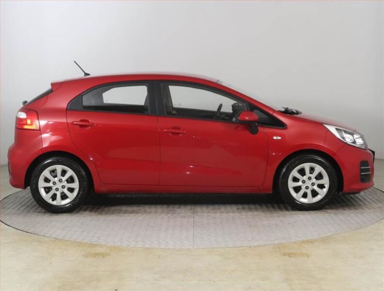 Kia Rio - hlavní fotka