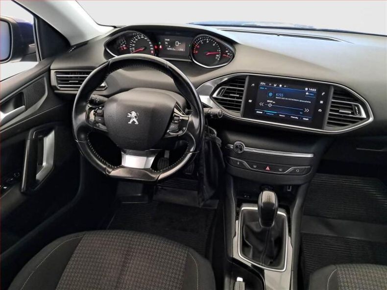 Peugeot 308 - hlavní fotka