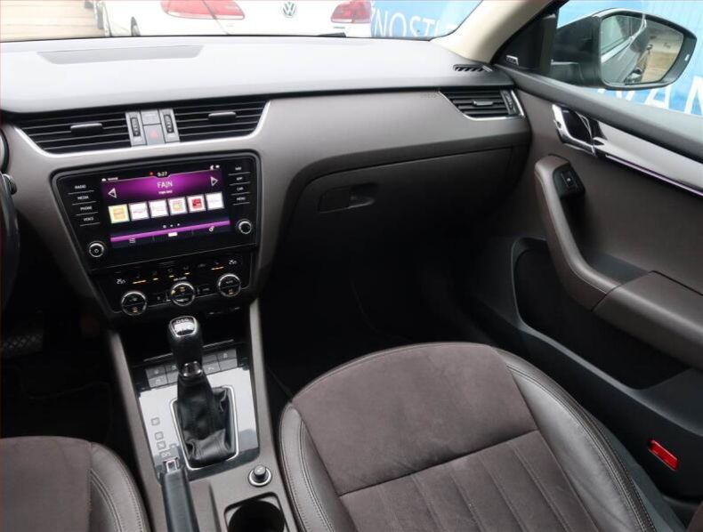 Škoda Octavia - hlavní fotka