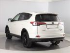 Toyota RAV 4 - fotka číslo 3