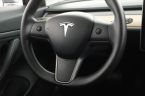Tesla Model 3 - fotka číslo 24
