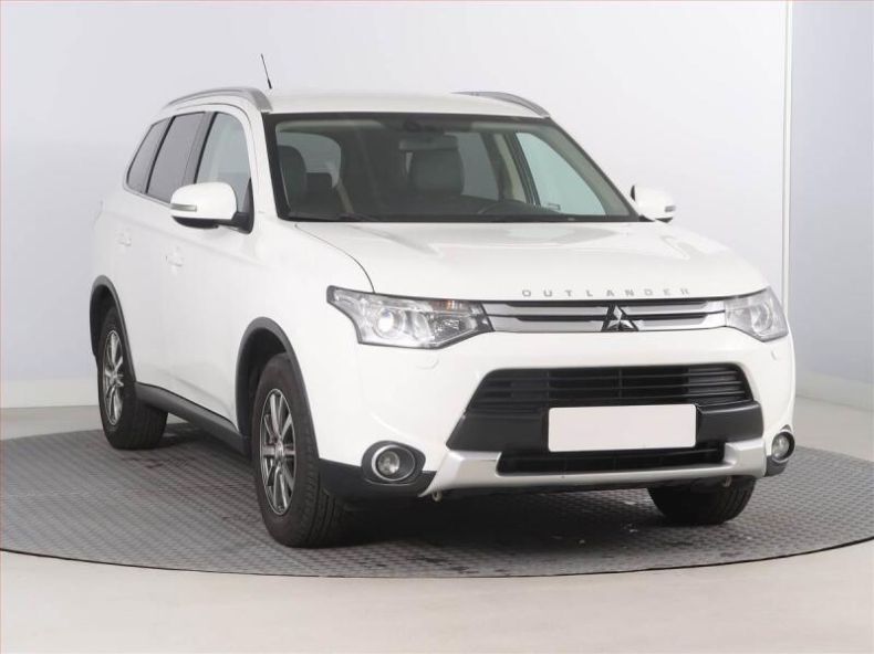 Mitsubishi Outlander - hlavní fotka inzerátu