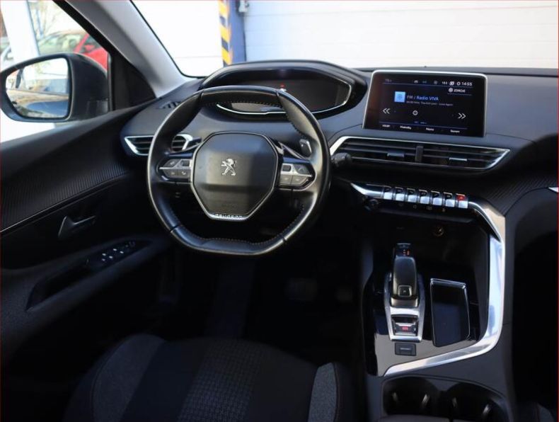 Peugeot 5008 - hlavní fotka