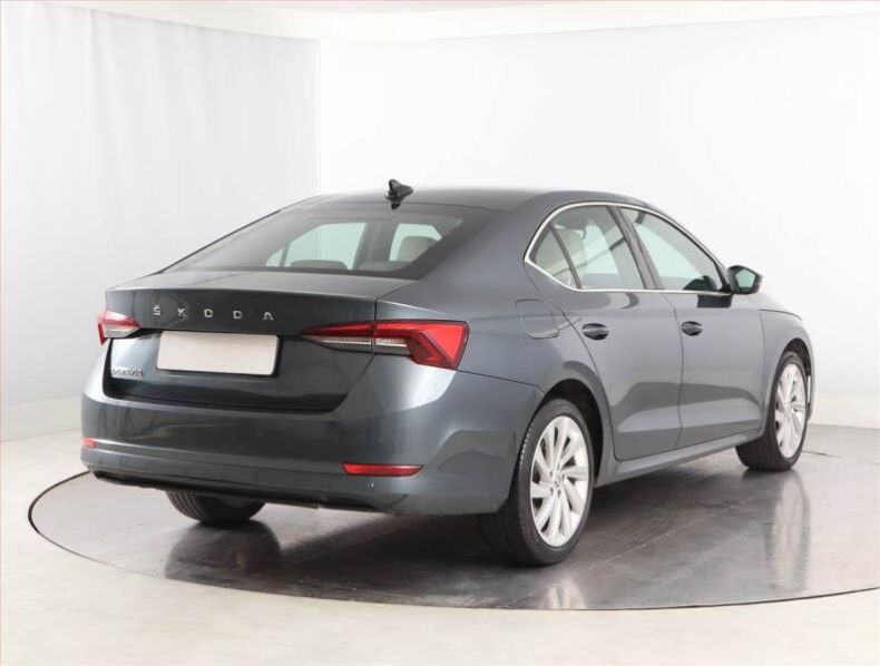 Škoda Octavia - hlavní fotka