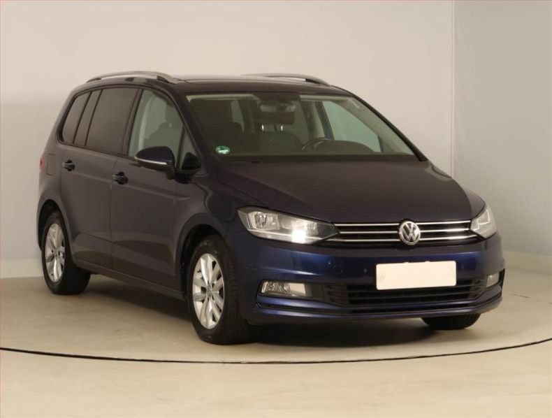 Volkswagen Touran - hlavní foto