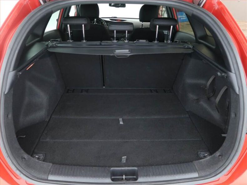 Kia Cee'd - hlavní fotka