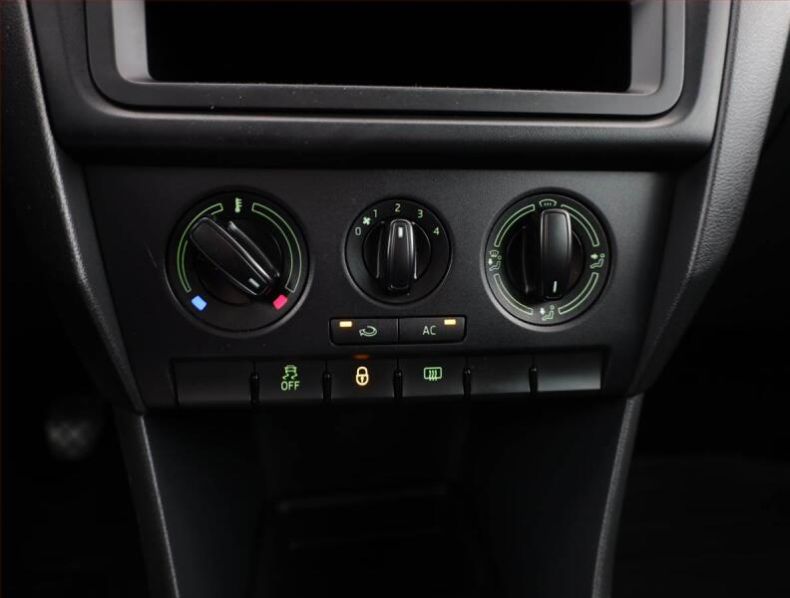 Škoda Rapid - hlavní fotka