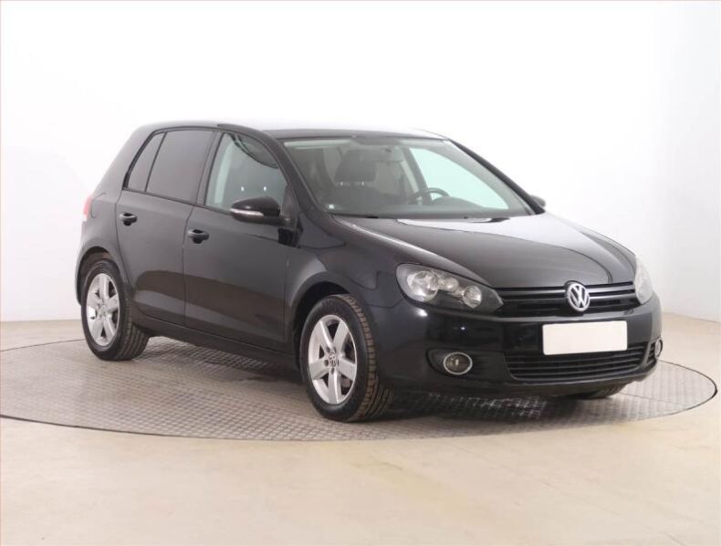 Volkswagen Golf - hlavní foto