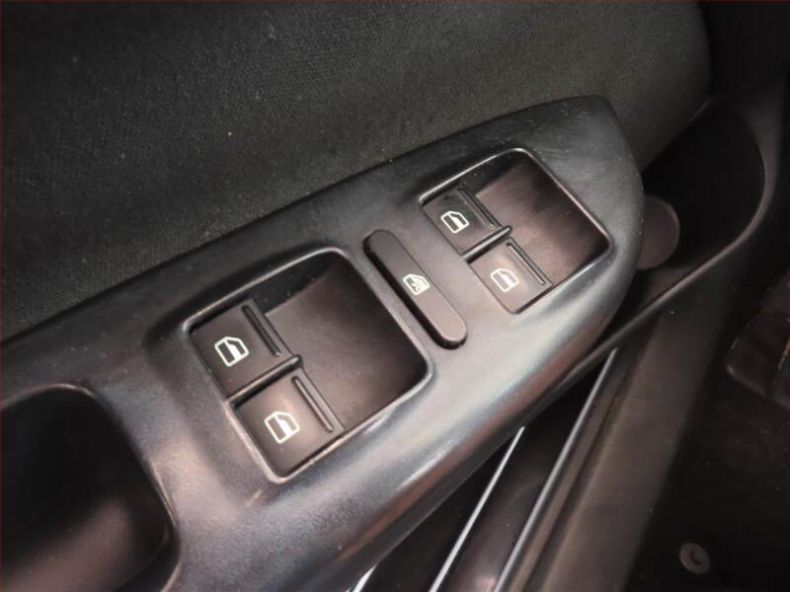 Škoda Octavia - hlavní fotka