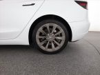 Tesla Model 3 - fotka číslo 20