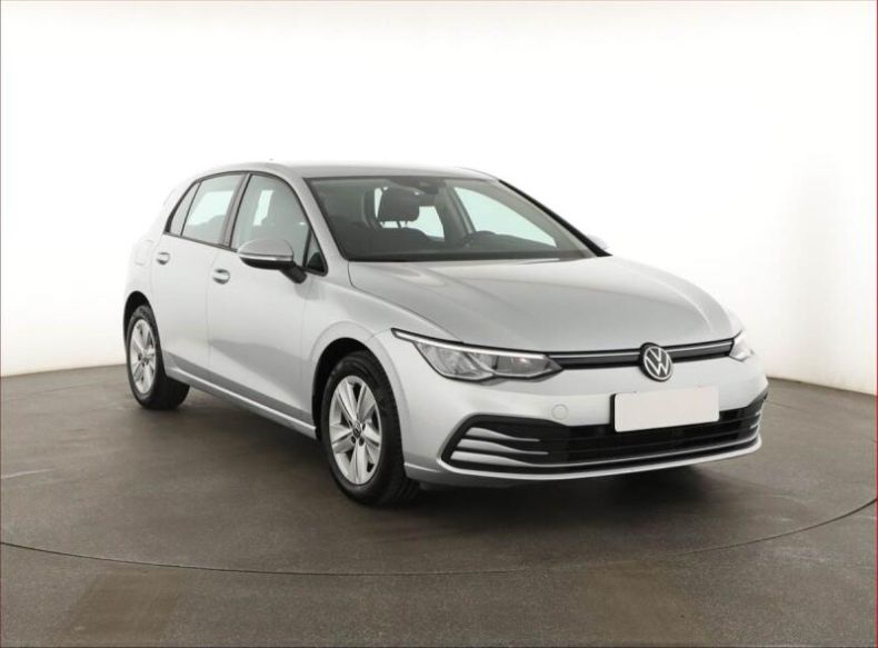 Volkswagen Golf - hlavní foto