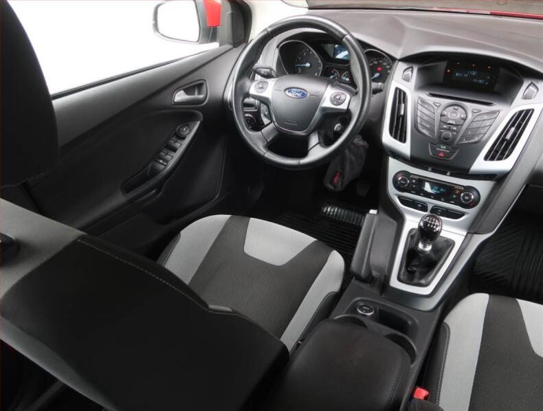 Ford Focus - hlavní fotka
