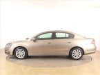Volkswagen Passat - fotka číslo 2
