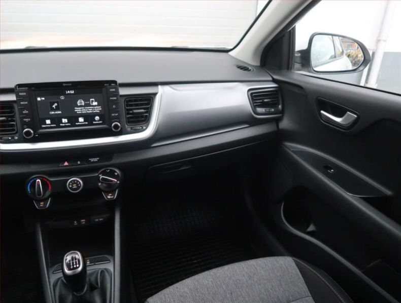 Kia Stonic - hlavní fotka