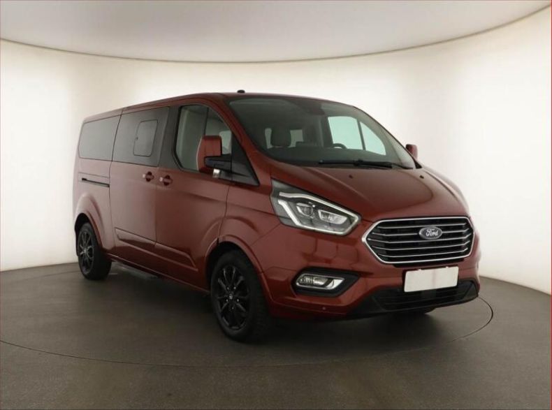 Ford Tourneo - hlavní foto