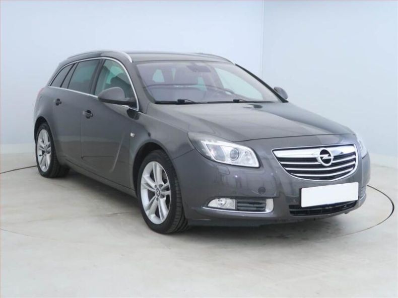 Opel Insignia - hlavní fotka inzerátu