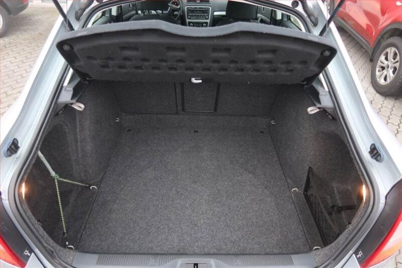 Škoda Octavia - hlavní fotka