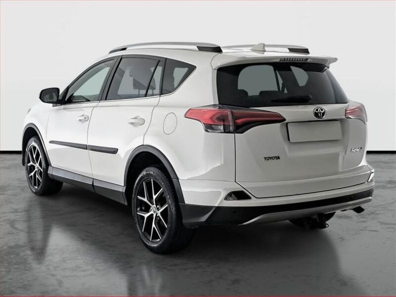 Toyota RAV 4 - hlavní fotka