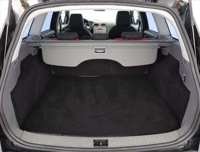 Ford Focus - hlavní fotka