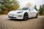 Tesla Model 3 - fotka číslo 4