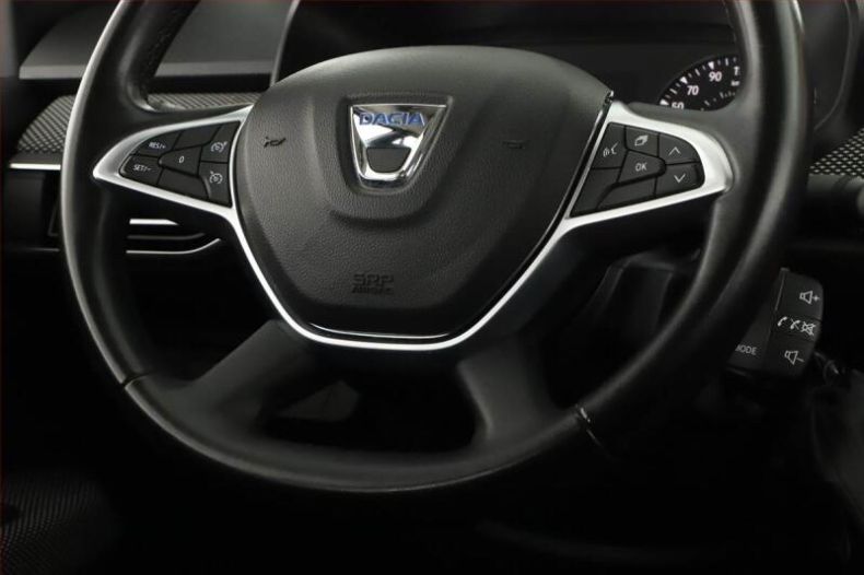 Dacia Logan - hlavní fotka