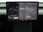 Tesla Model Y - fotka číslo 10
