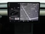 Tesla Model Y - fotka číslo 11