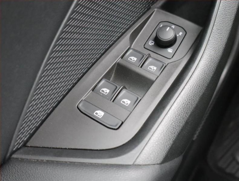 Škoda Octavia - hlavní fotka