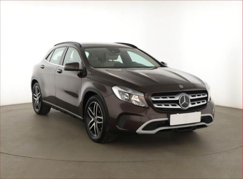 Mercedes Třída GLA - hlavní foto