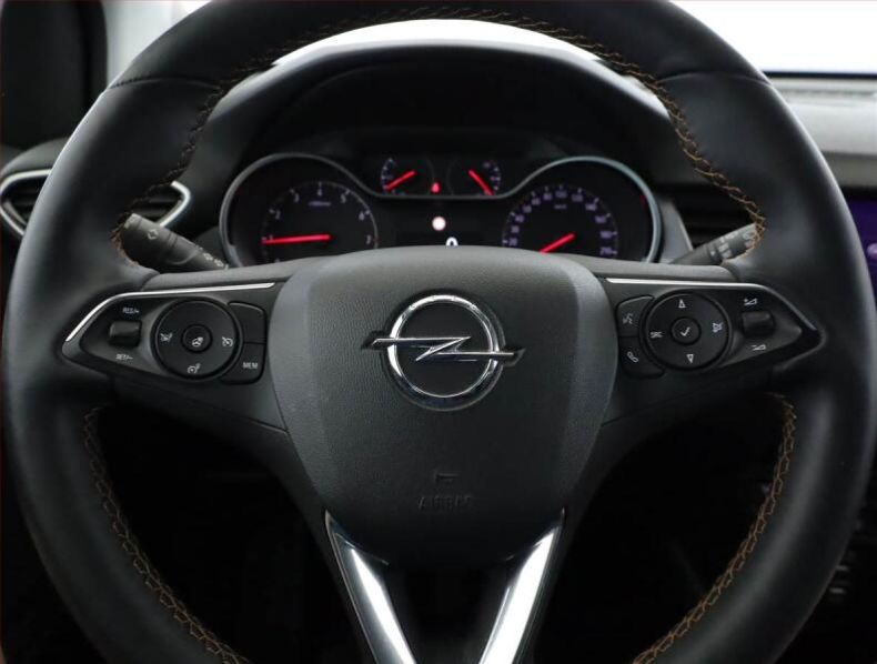Opel Crossland X - hlavní fotka