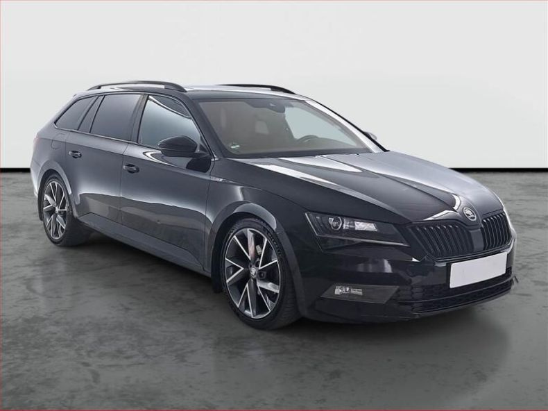 Škoda Superb - hlavní foto