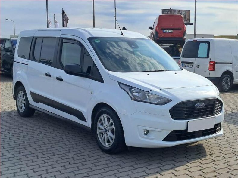 Ford Tourneo - hlavní foto