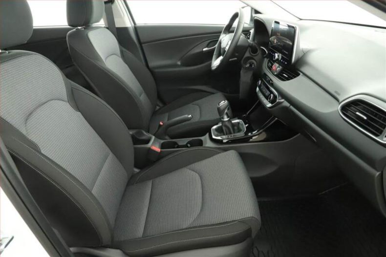 Hyundai i30 - hlavní fotka