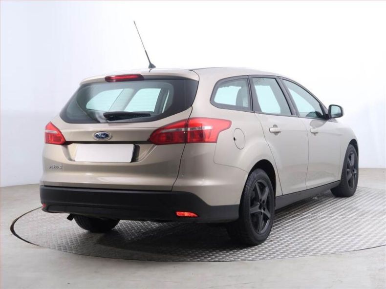 Ford Focus - hlavní fotka