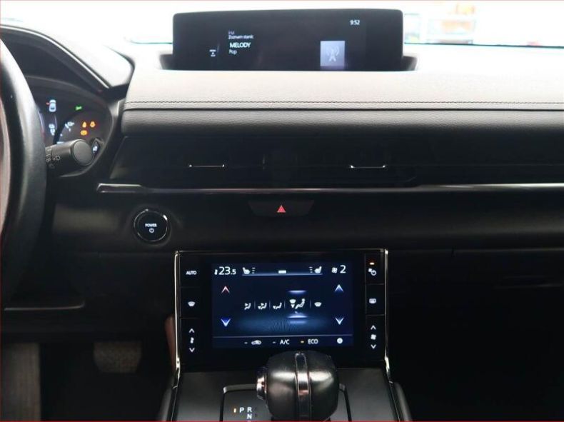 Mazda MX-30 - hlavní fotka