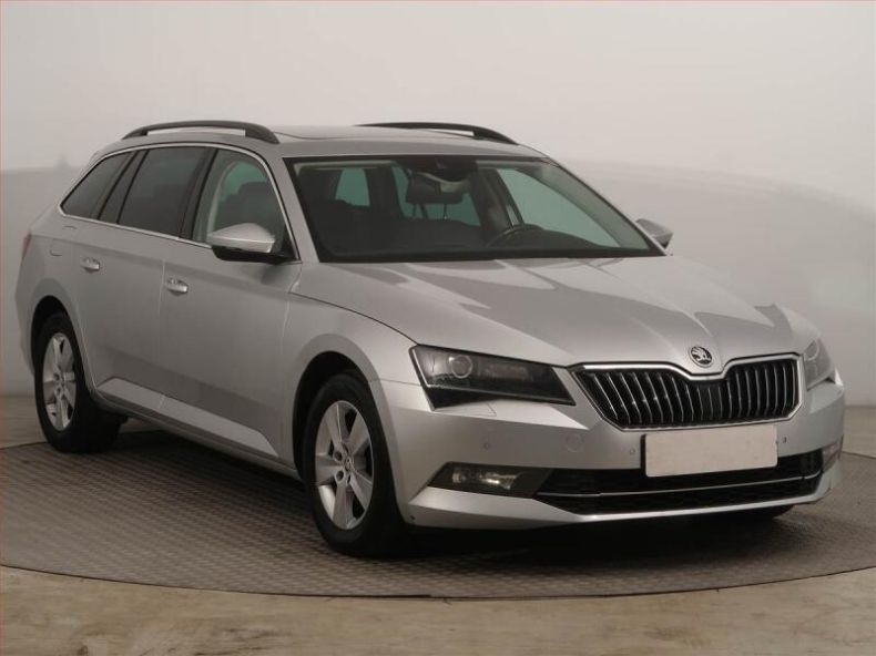 Škoda Superb - hlavní fotka inzerátu