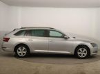 Škoda Superb - fotka číslo 5