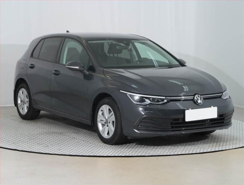 Volkswagen Golf - hlavní foto