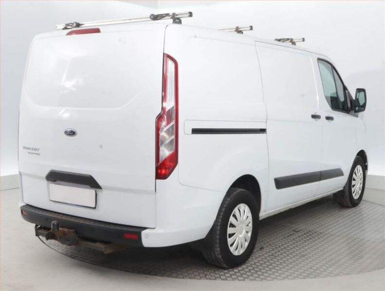 Ford Transit - hlavní fotka
