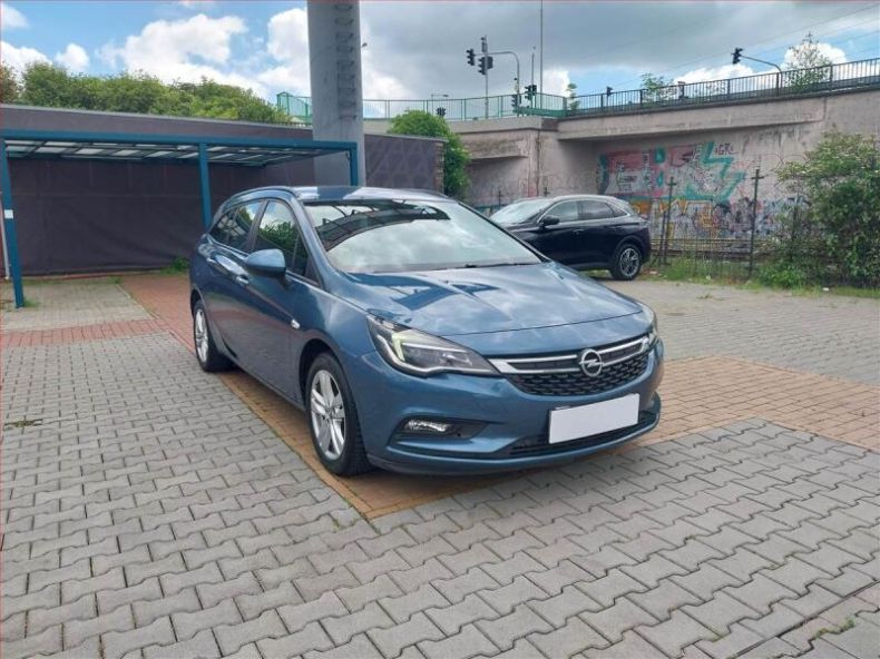Opel Astra - hlavní fotka inzerátu