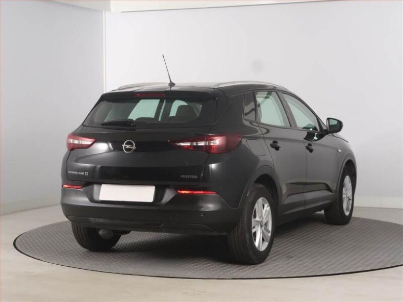 Opel Grandland X - hlavní fotka