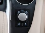 Lexus RX - fotka číslo 21