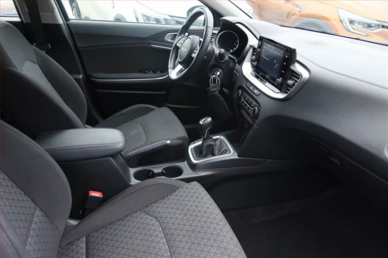 Kia Cee'd - hlavní fotka