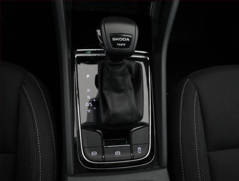 Škoda Karoq - hlavní fotka